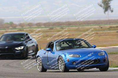 media/Mar-25-2022-Turn8 Trackdays (Fri) [[0c9861ae74]]/Intermediate 2/Session 2 (Sunrise)/